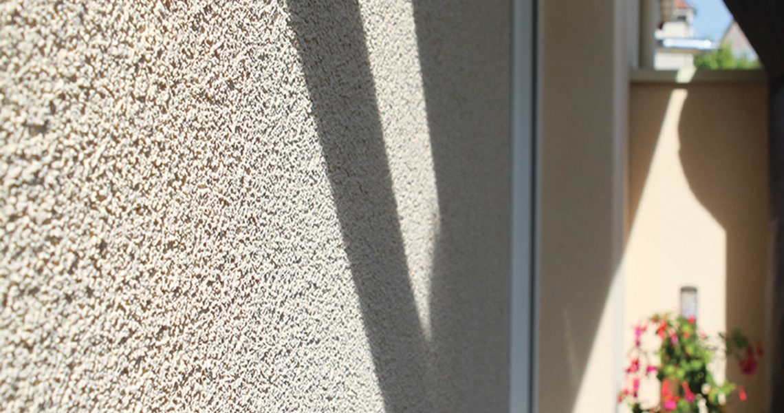 Ravalement de façade maison enduit technique et décoratif