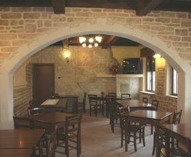 Decopierre intérieur salle de restaurant